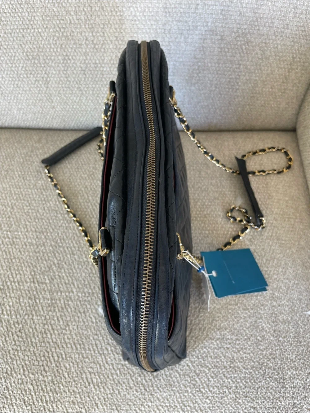 Beautiful Chanel Quilted Lambskin Leather Black Shoulder Bag Tote Gold tone HW